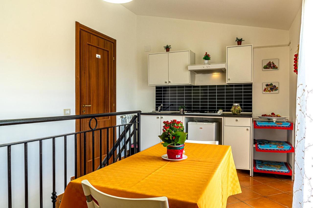 Villetta Mari E Amuri Giardini Naxos Luaran gambar